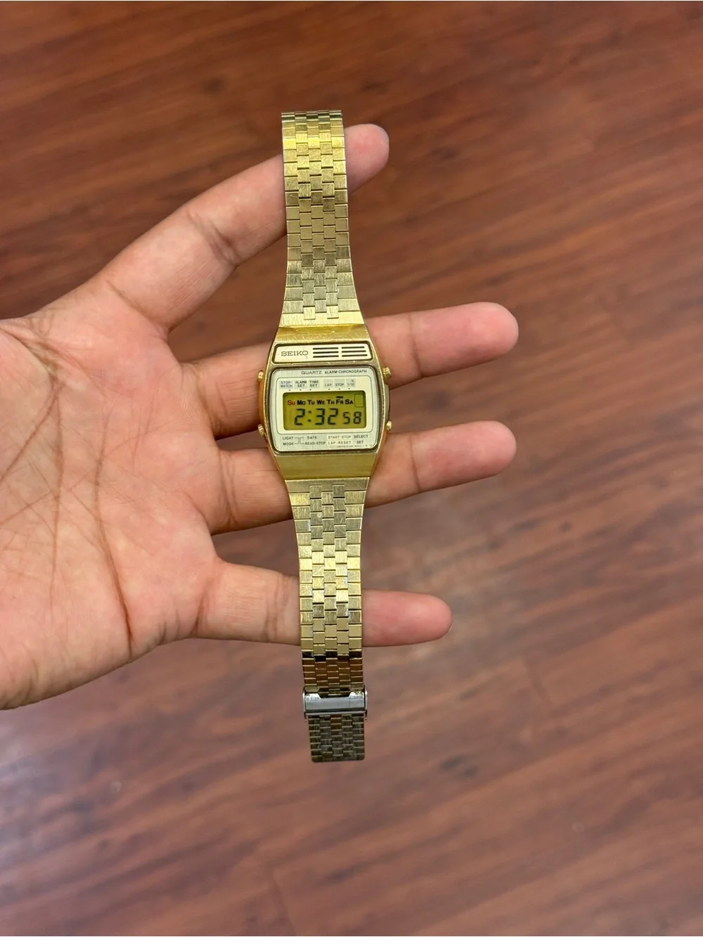 Seiko vintage Gold Digital Quartz Alarm Chronograph Japan movement Watch